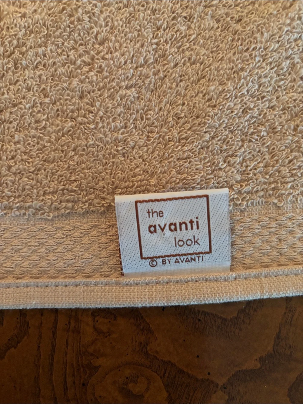 Avanti Beige/Tan Palm Embroidered Bath Towel with Decorative Border